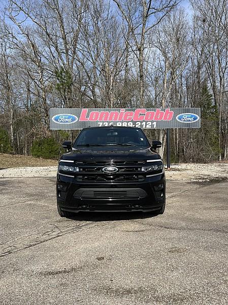 used 2023 Ford Expedition car, priced at $52,991