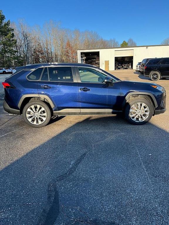 used 2020 Toyota RAV4 car, priced at $26,911