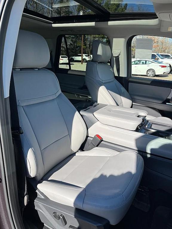 new 2026 Ford Expedition car, priced at $72,989
