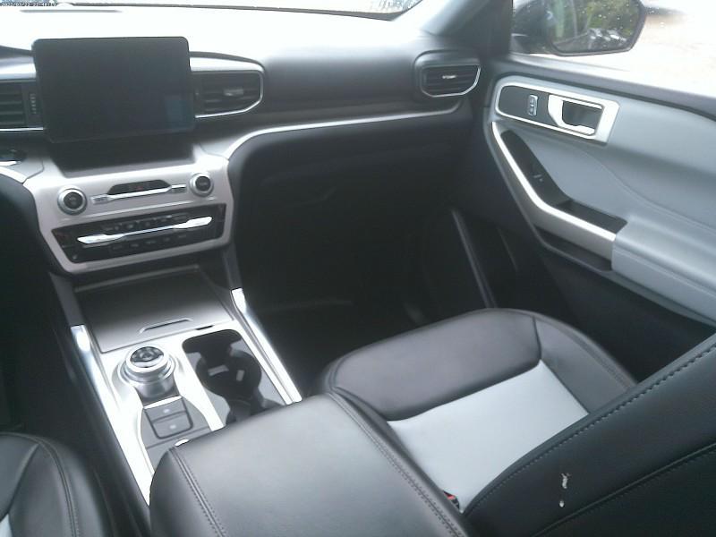 used 2022 Ford Explorer car, priced at $31,911