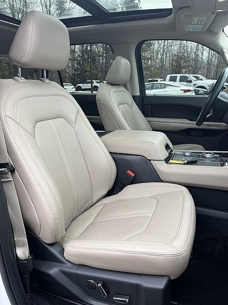 used 2022 Ford Expedition car, priced at $49,998