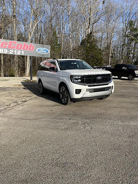 new 2026 Ford Expedition car, priced at $89,735