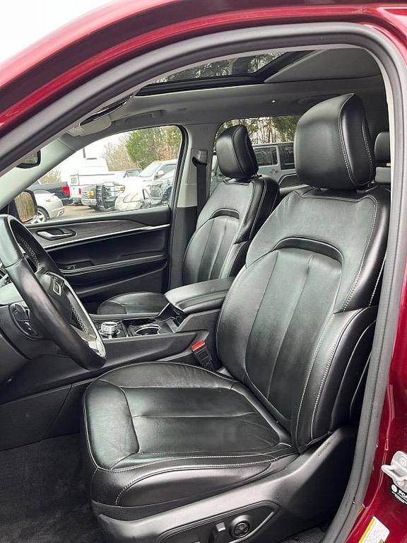 used 2021 Jeep Grand Cherokee L car, priced at $29,998