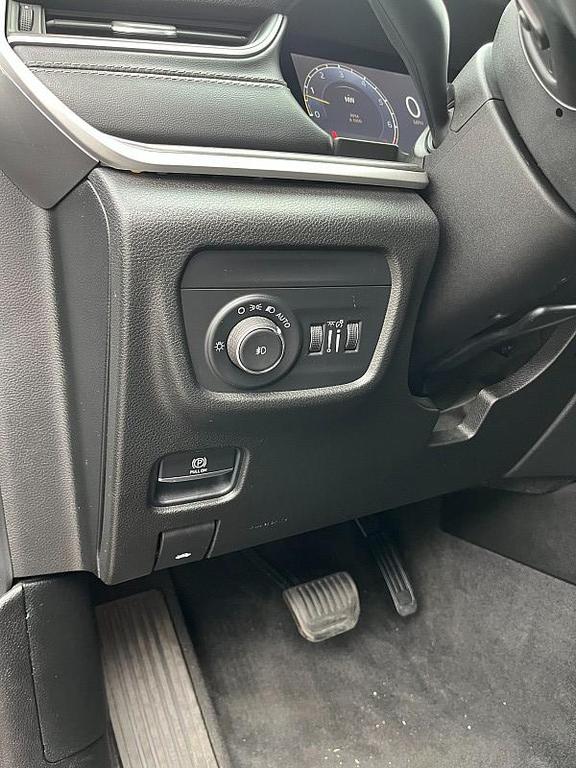 used 2021 Jeep Grand Cherokee L car, priced at $29,998