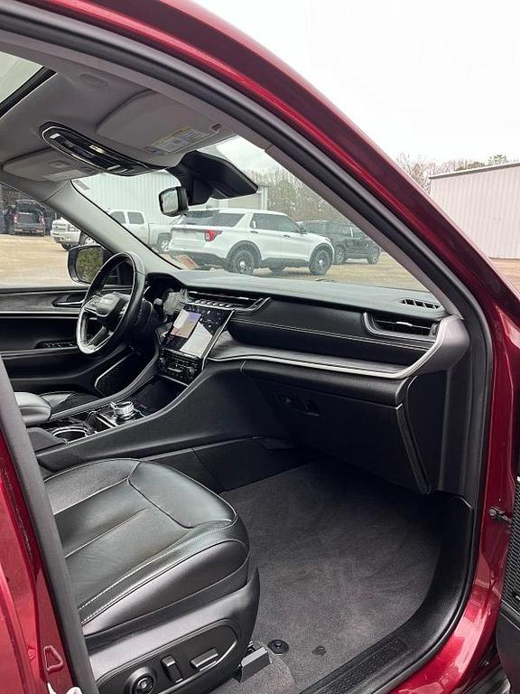 used 2021 Jeep Grand Cherokee L car, priced at $29,998