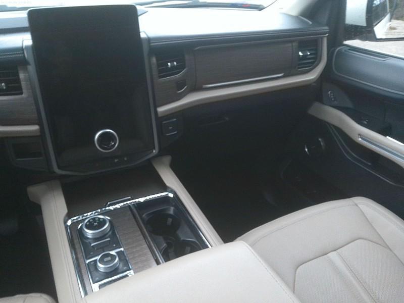 used 2022 Ford Expedition car, priced at $46,998