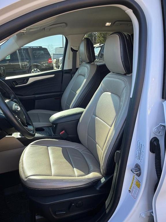 used 2022 Ford Escape car, priced at $19,911