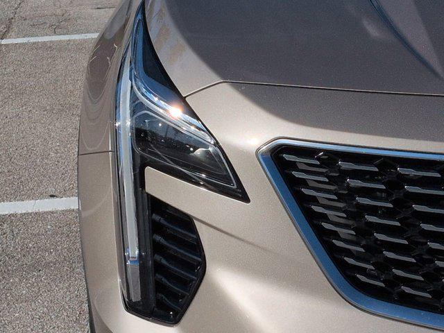 used 2022 Cadillac XT4 car, priced at $24,622