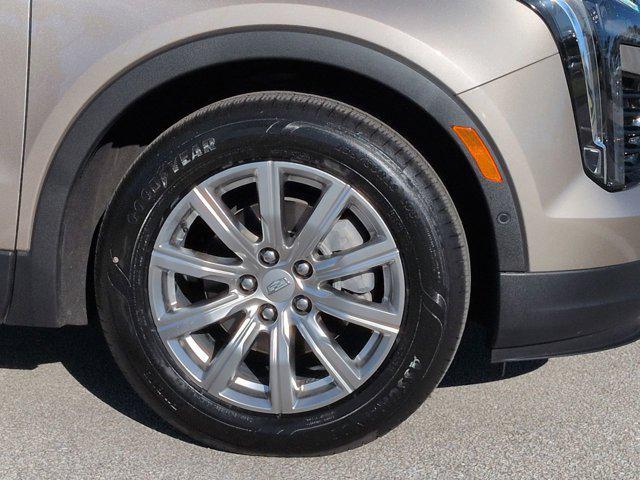 used 2022 Cadillac XT4 car, priced at $24,622