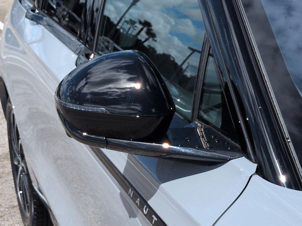 new 2026 Lincoln Nautilus car, priced at $67,593