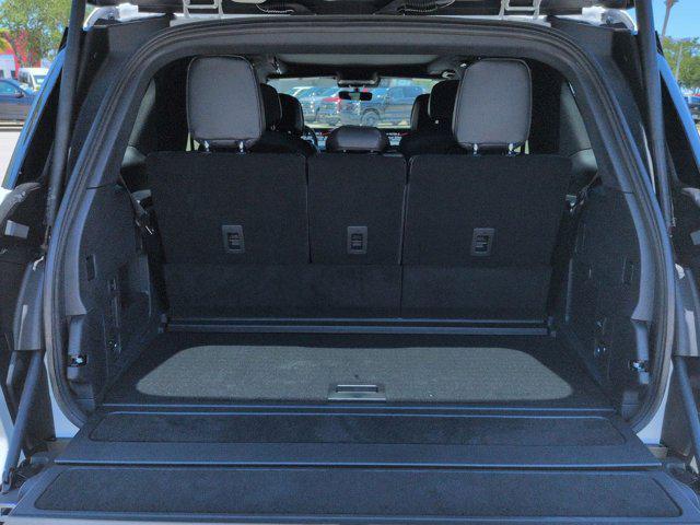 new 2026 Lincoln Navigator car, priced at $113,883