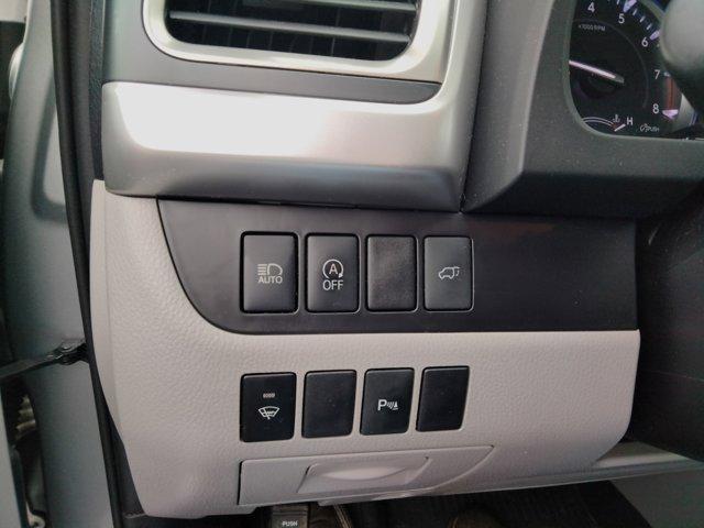 used 2019 Toyota Highlander car, priced at $28,995