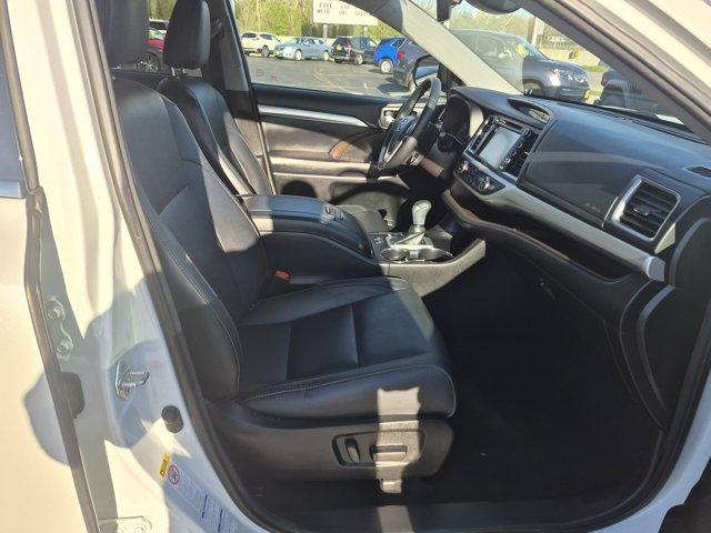 used 2018 Toyota Highlander car, priced at $19,985