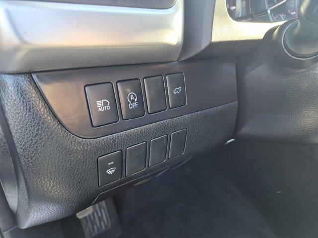 used 2018 Toyota Highlander car, priced at $19,985
