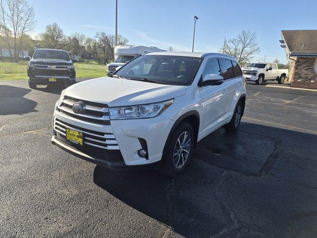 used 2018 Toyota Highlander car, priced at $19,985