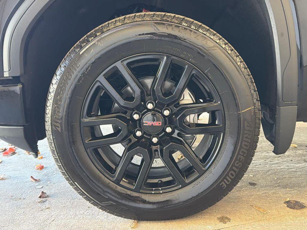 new 2026 GMC Sierra 1500 car, priced at $55,990