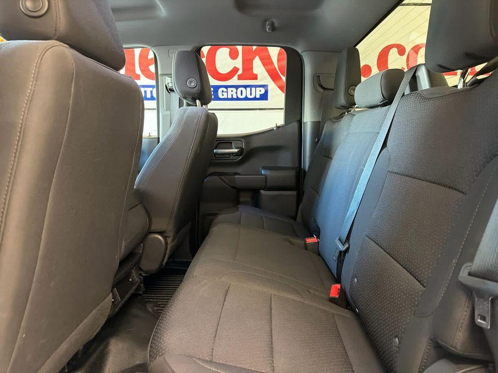 used 2022 GMC Sierra 1500 car, priced at $17,700