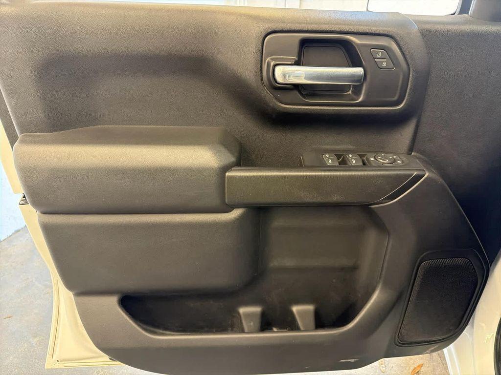 used 2022 GMC Sierra 1500 car, priced at $17,700