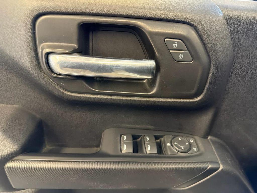 used 2022 GMC Sierra 1500 car, priced at $17,700