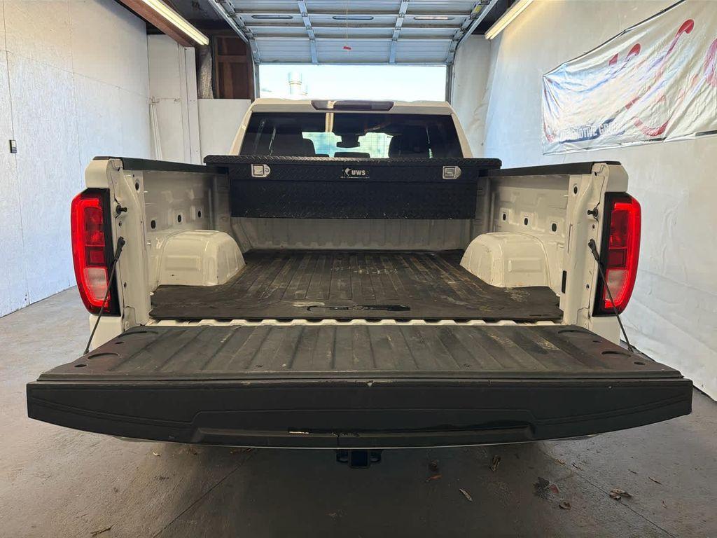 used 2022 GMC Sierra 1500 car, priced at $17,700