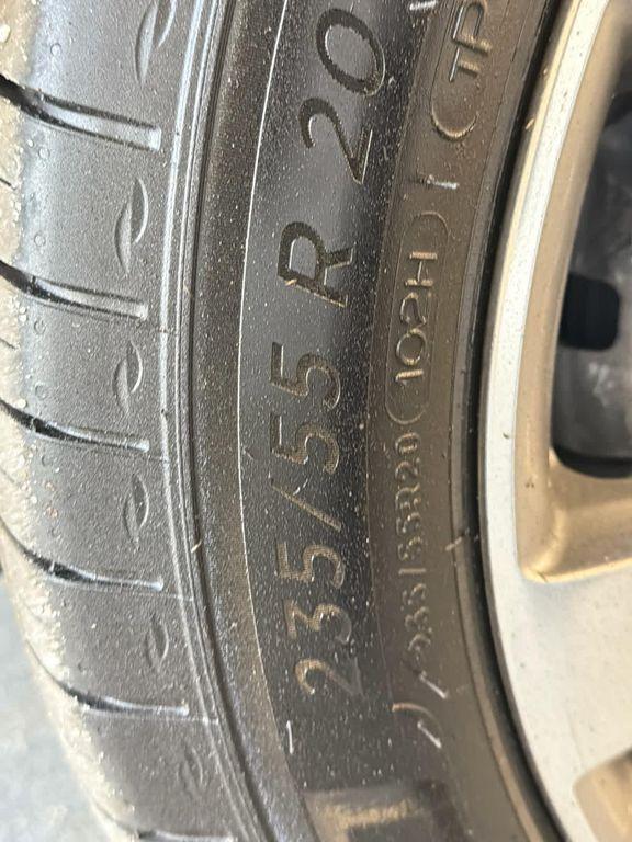 used 2025 Cadillac XT5 car, priced at $37,899