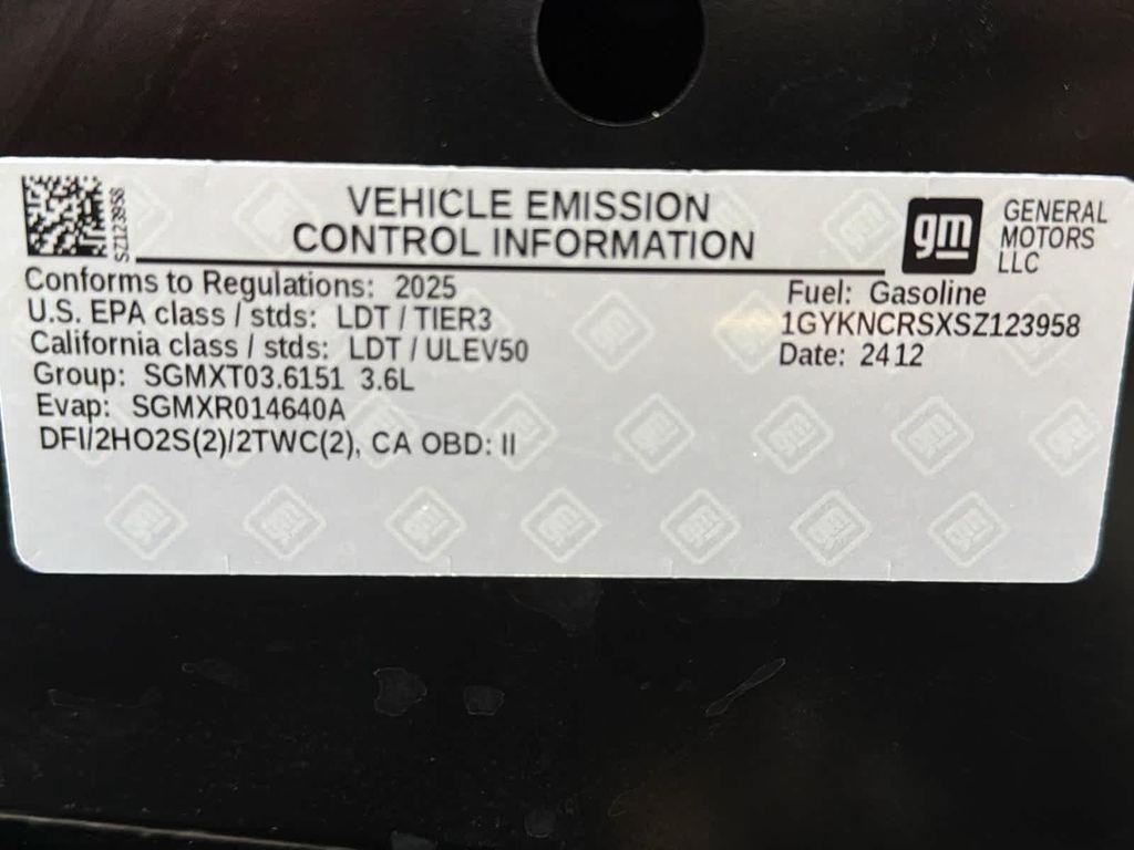 used 2025 Cadillac XT5 car, priced at $37,899