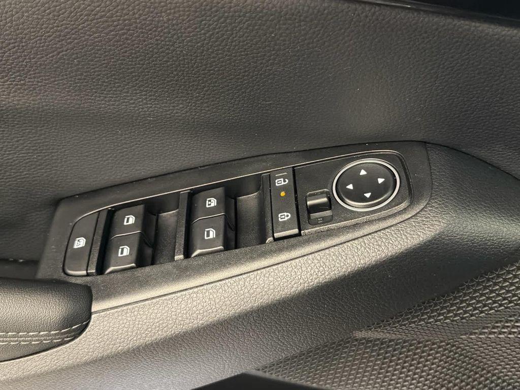 used 2024 Kia Seltos car, priced at $21,890