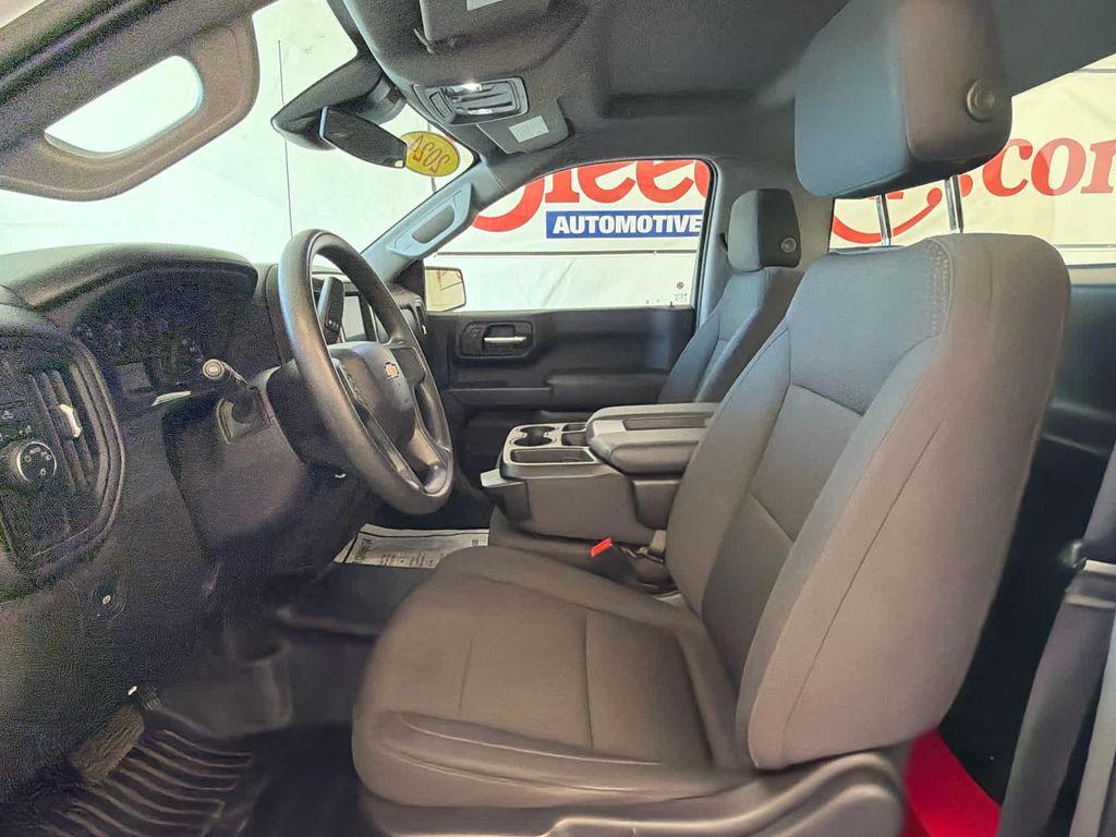 used 2024 Chevrolet Silverado 1500 car, priced at $28,964