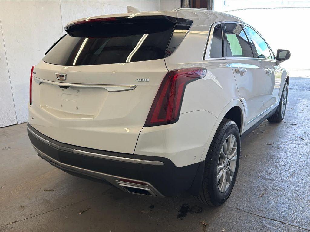 used 2021 Cadillac XT5 car, priced at $29,900