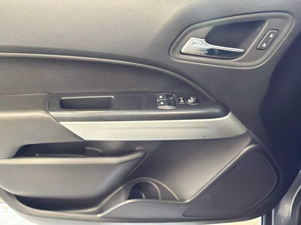 used 2022 Chevrolet Colorado car, priced at $21,760