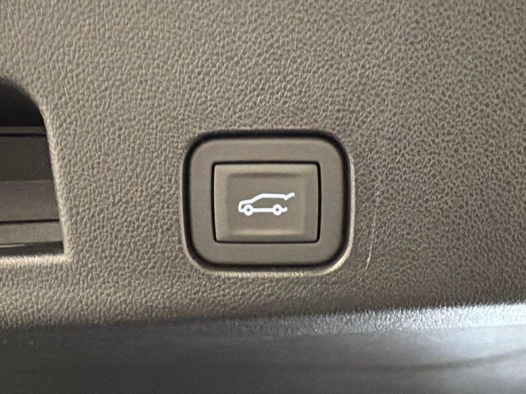 new 2026 GMC Acadia car, priced at $65,084