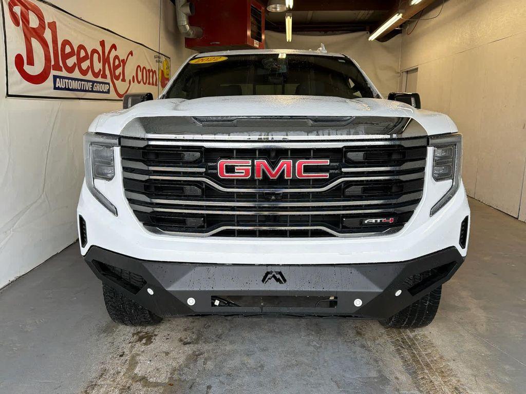 used 2022 GMC Sierra 1500 car, priced at $44,828