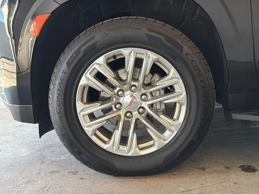 used 2023 GMC Yukon XL car, priced at $50,900