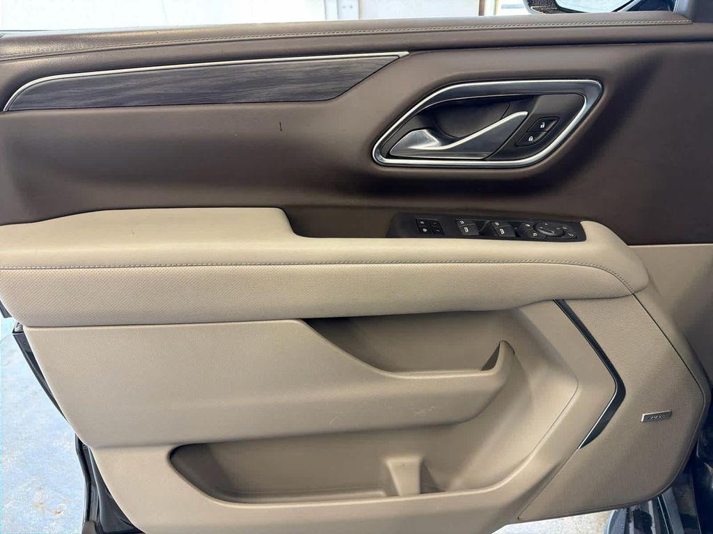 used 2023 GMC Yukon XL car, priced at $50,900