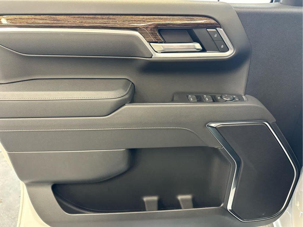 new 2025 GMC Sierra 1500 car, priced at $54,900