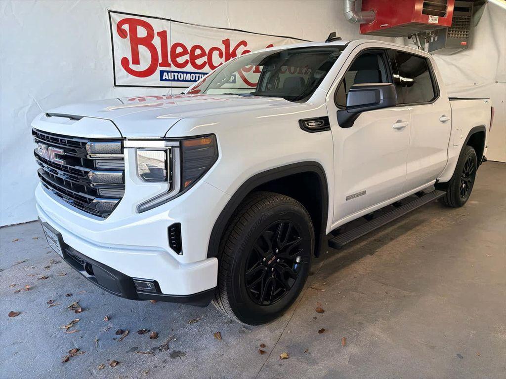 new 2026 GMC Sierra 1500 car, priced at $55,995