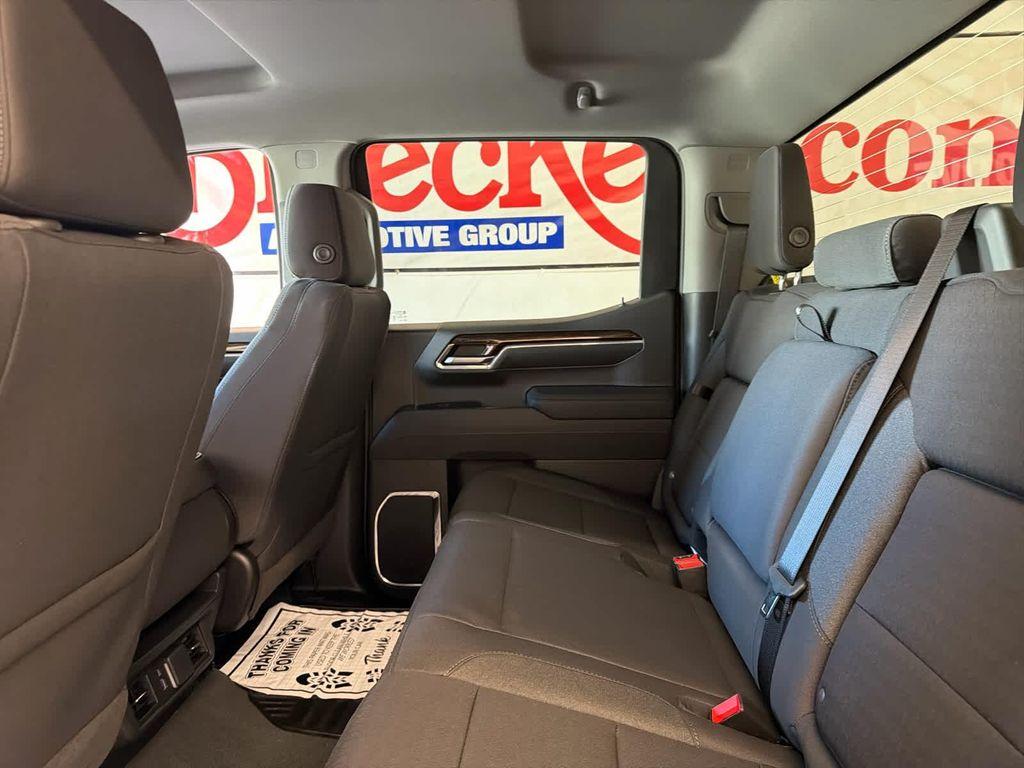 new 2026 GMC Sierra 1500 car, priced at $55,995