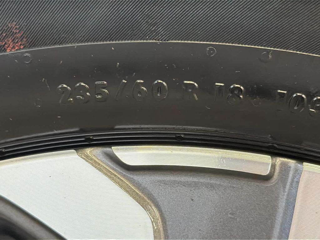 used 2025 Buick Envision car, priced at $31,444