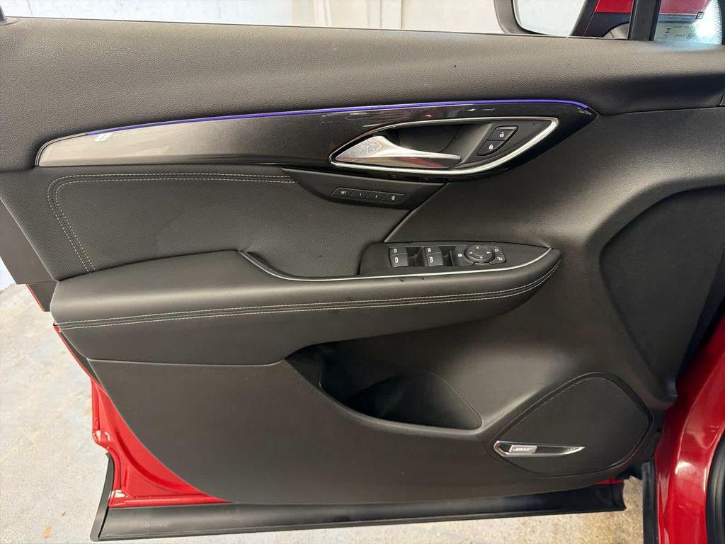 used 2025 Buick Envision car, priced at $31,444