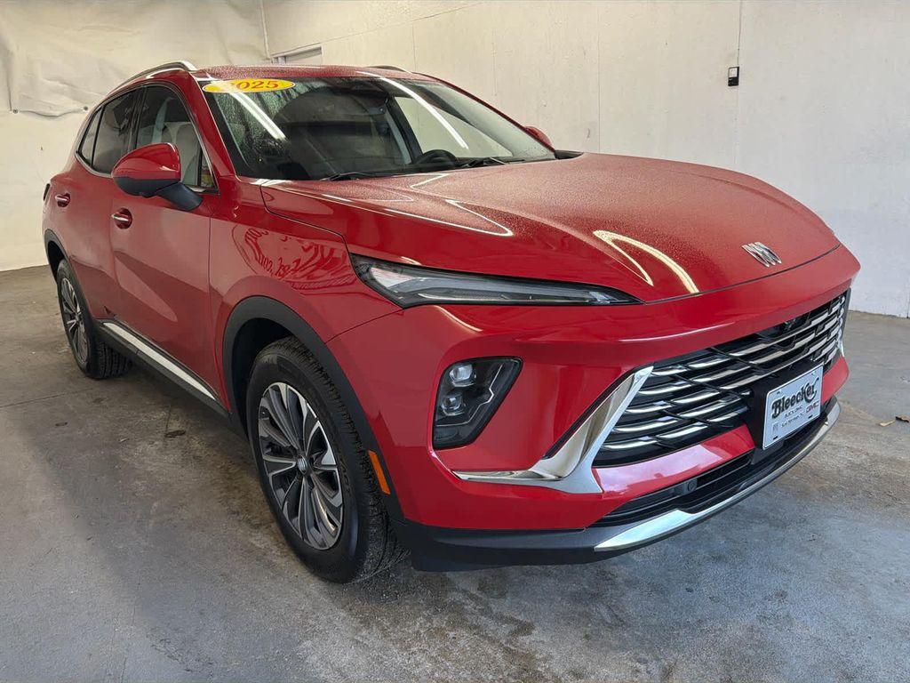 used 2025 Buick Envision car, priced at $31,444