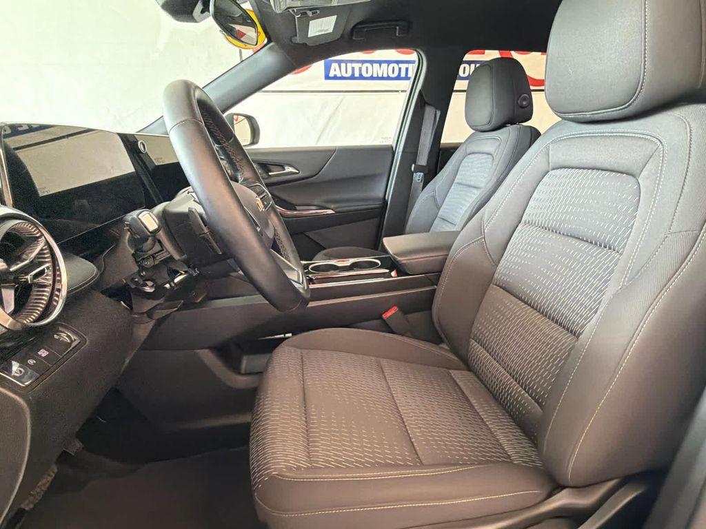 used 2025 Chevrolet Equinox car, priced at $26,400