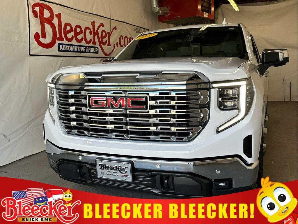 used 2022 GMC Sierra 1500 car, priced at $42,555