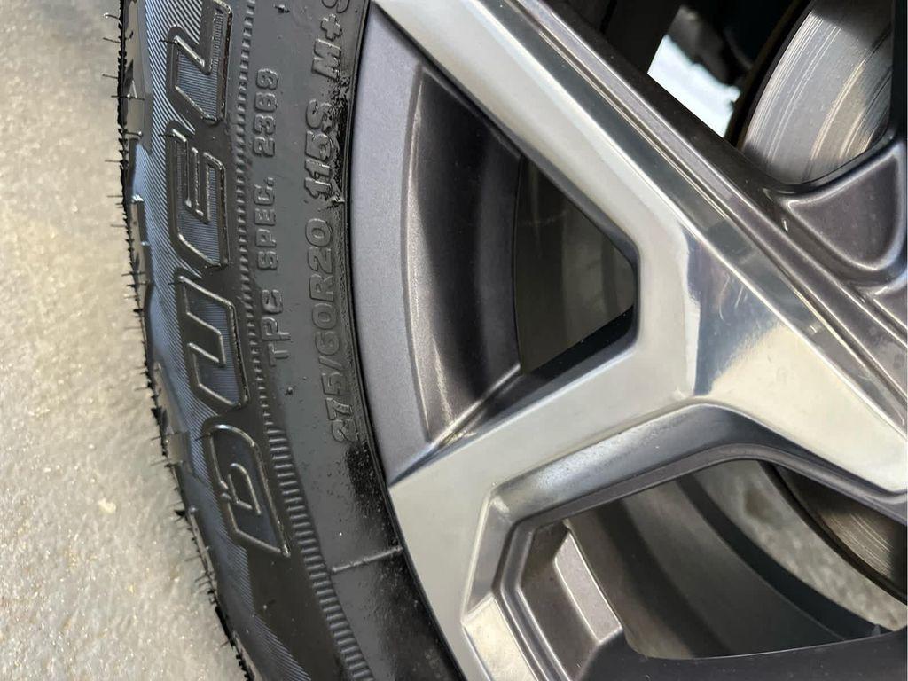 used 2022 GMC Sierra 1500 car, priced at $38,500