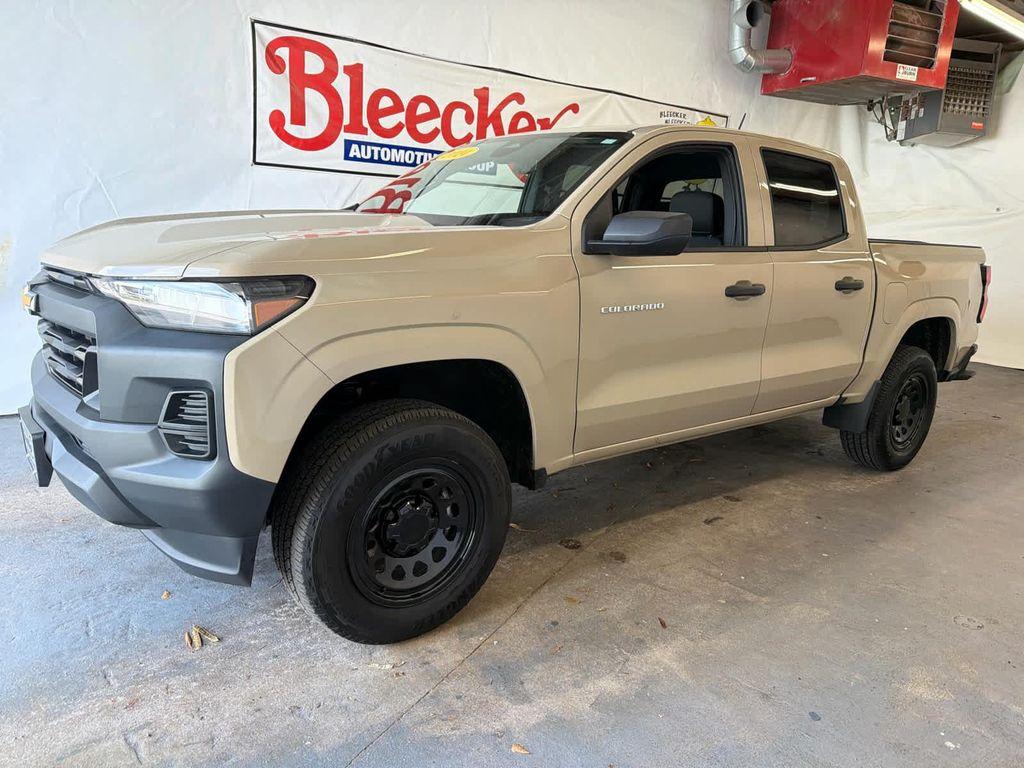used 2024 Chevrolet Colorado car, priced at $26,000