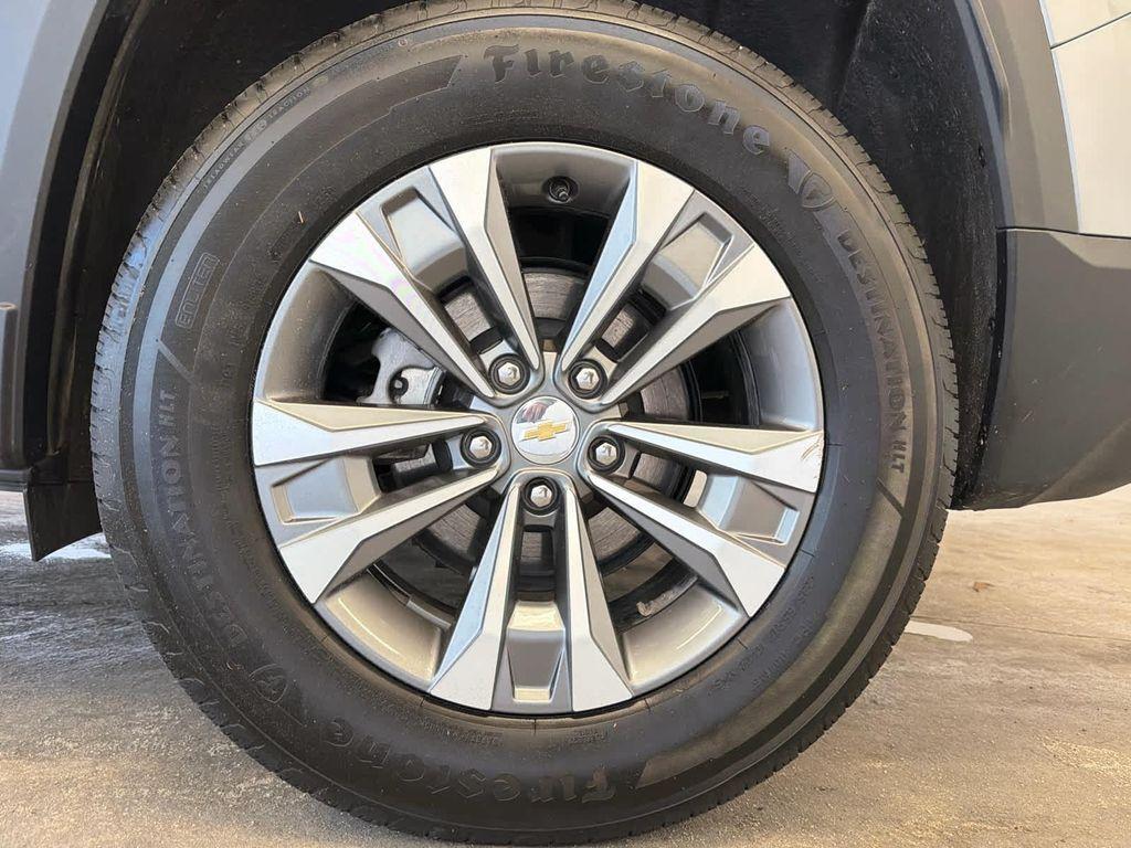 used 2025 Chevrolet Equinox car, priced at $24,885