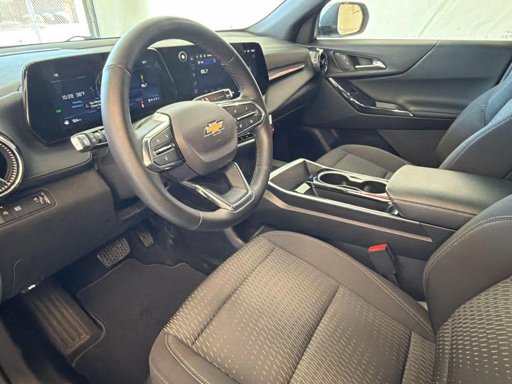 used 2025 Chevrolet Equinox car, priced at $24,885