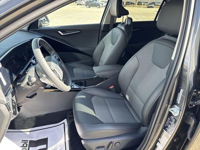 used 2025 Kia Niro car, priced at $24,998