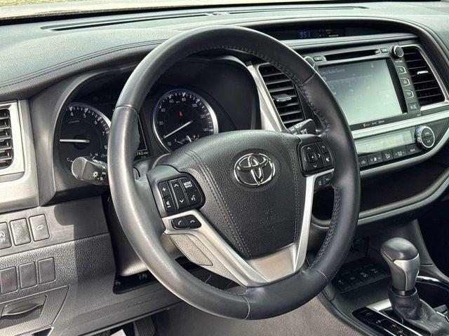 used 2017 Toyota Highlander car, priced at $24,499