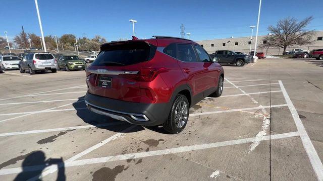 used 2023 Kia Seltos car, priced at $22,098