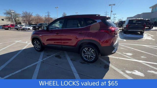 used 2023 Kia Seltos car, priced at $22,098